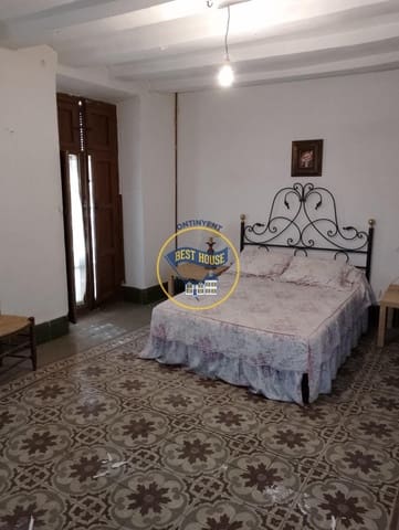 7 makuuhuone Omakotitalo myytävänä paikassa Bocairent - 57 000 € (Ref: 7557391)