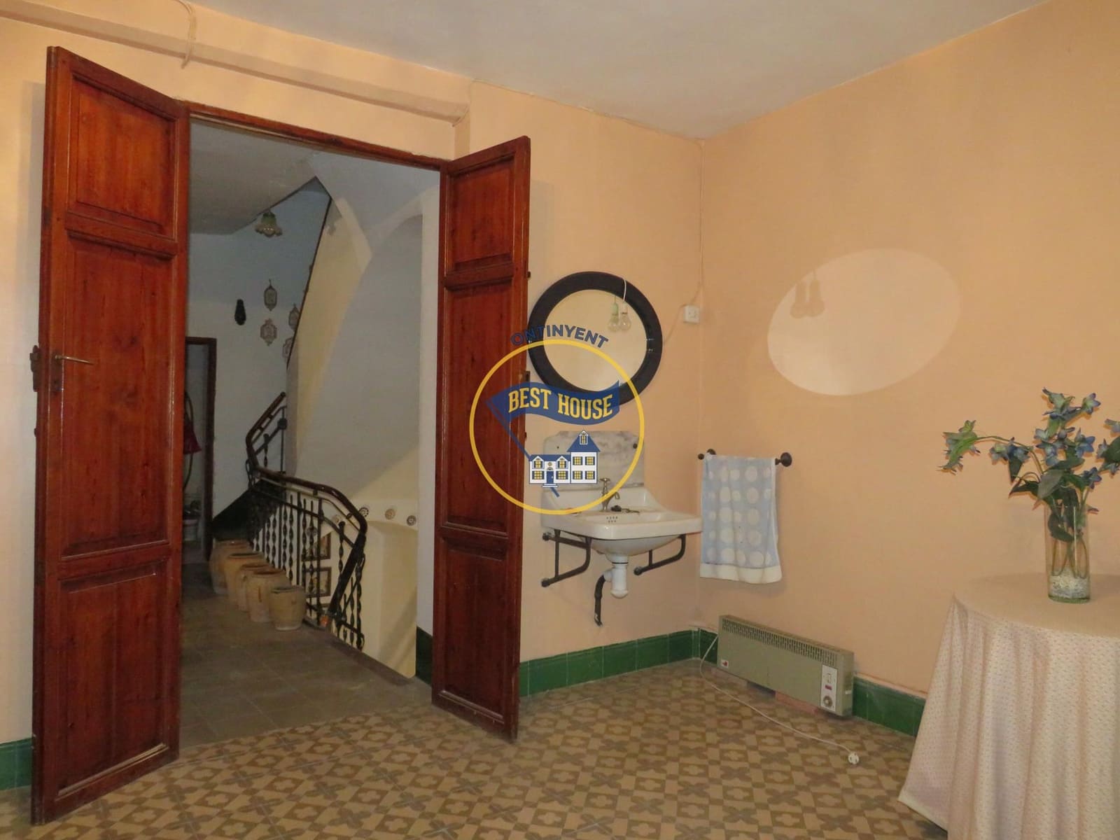 7 soveværelse Byhus til salg i Bocairent - € 57.000 (Ref: 7557391)