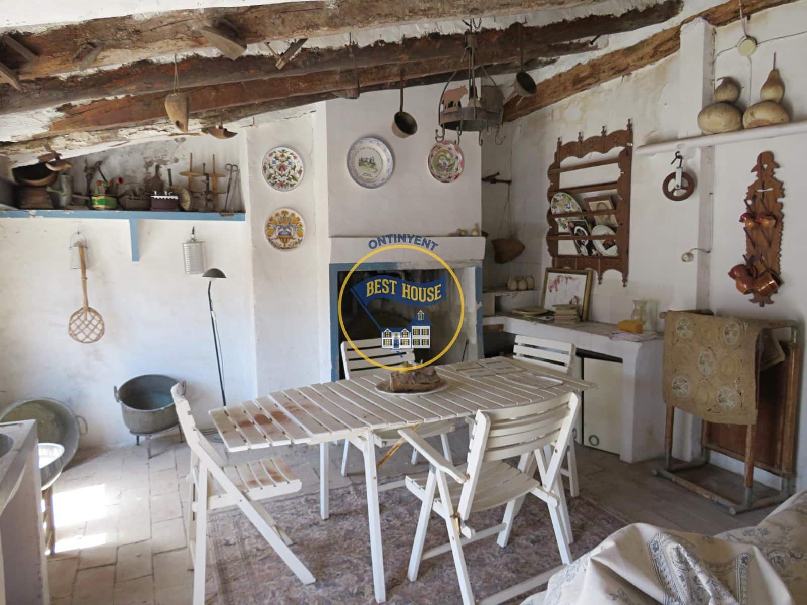 7 soveværelse Byhus til salg i Bocairent - € 57.000 (Ref: 7557391)