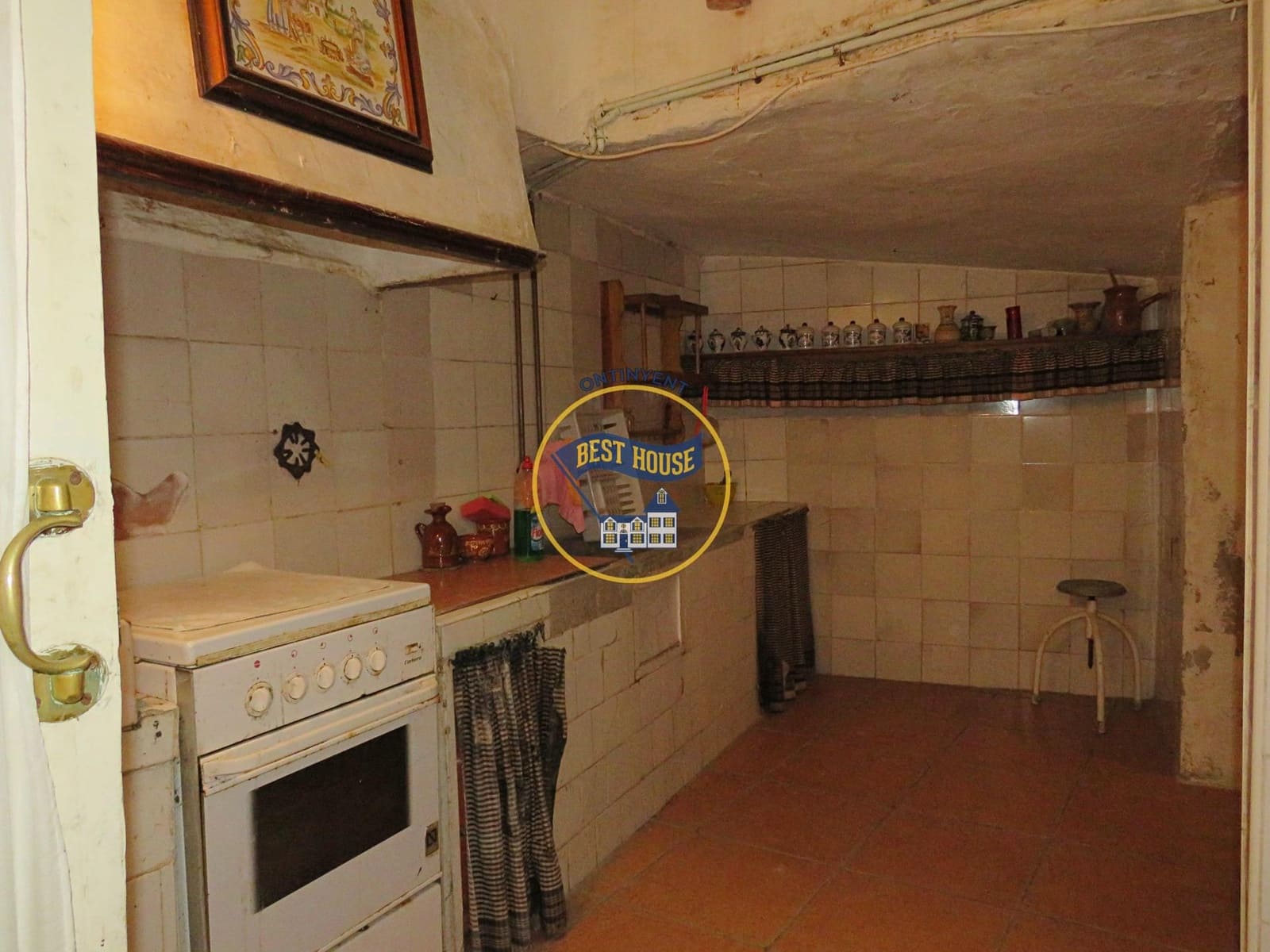 7 soveværelse Byhus til salg i Bocairent - € 57.000 (Ref: 7557391)