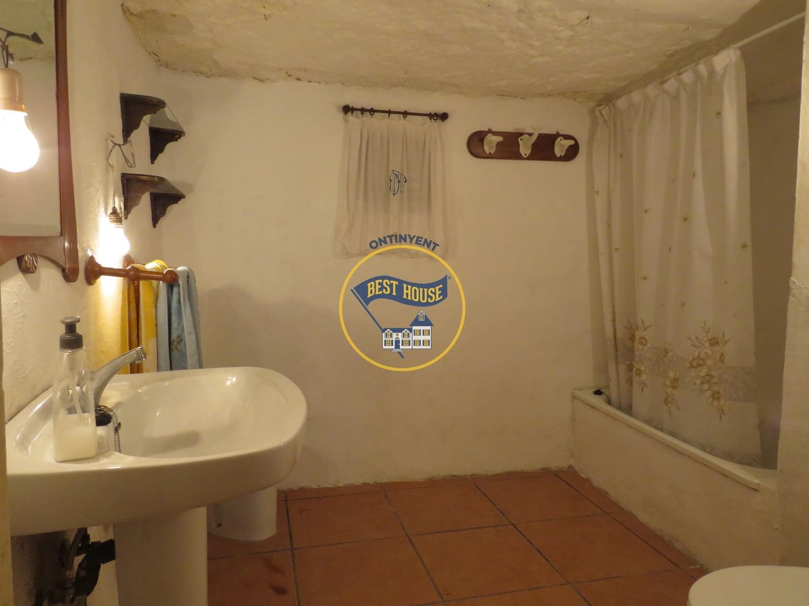 7 soveværelse Byhus til salg i Bocairent - € 57.000 (Ref: 7557391)