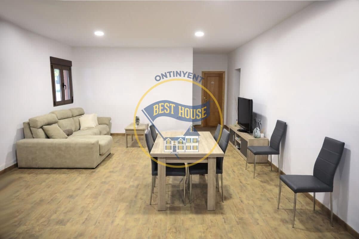 4 soverom Villa til salgs i L'Olleria med svømmebasseng garasje - € 320 000 (Ref: 7560485)