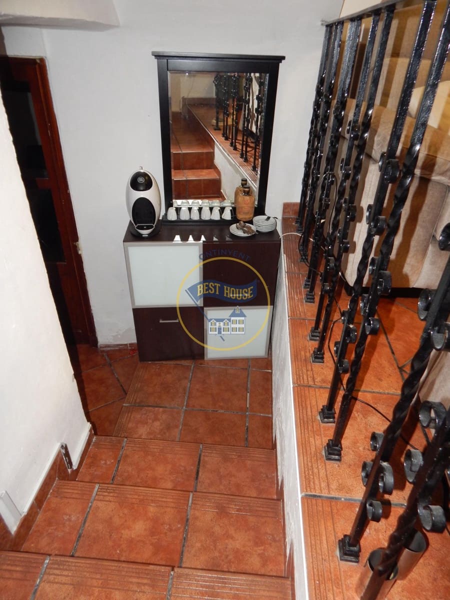 4 soveværelse Byhus til salg i Ontinyent - € 110.000 (Ref: 7766913)