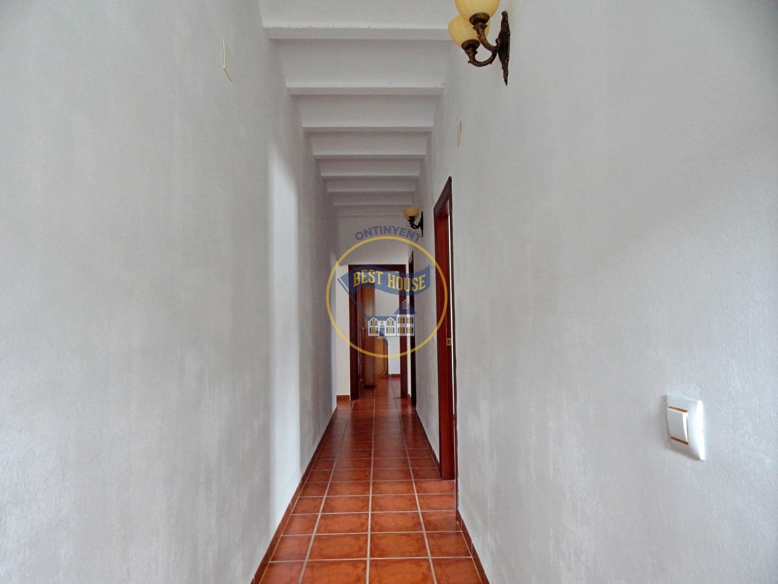 4 bedroom Villa for sale in Llutxent with pool - € 205,000 (Ref: 7790185)