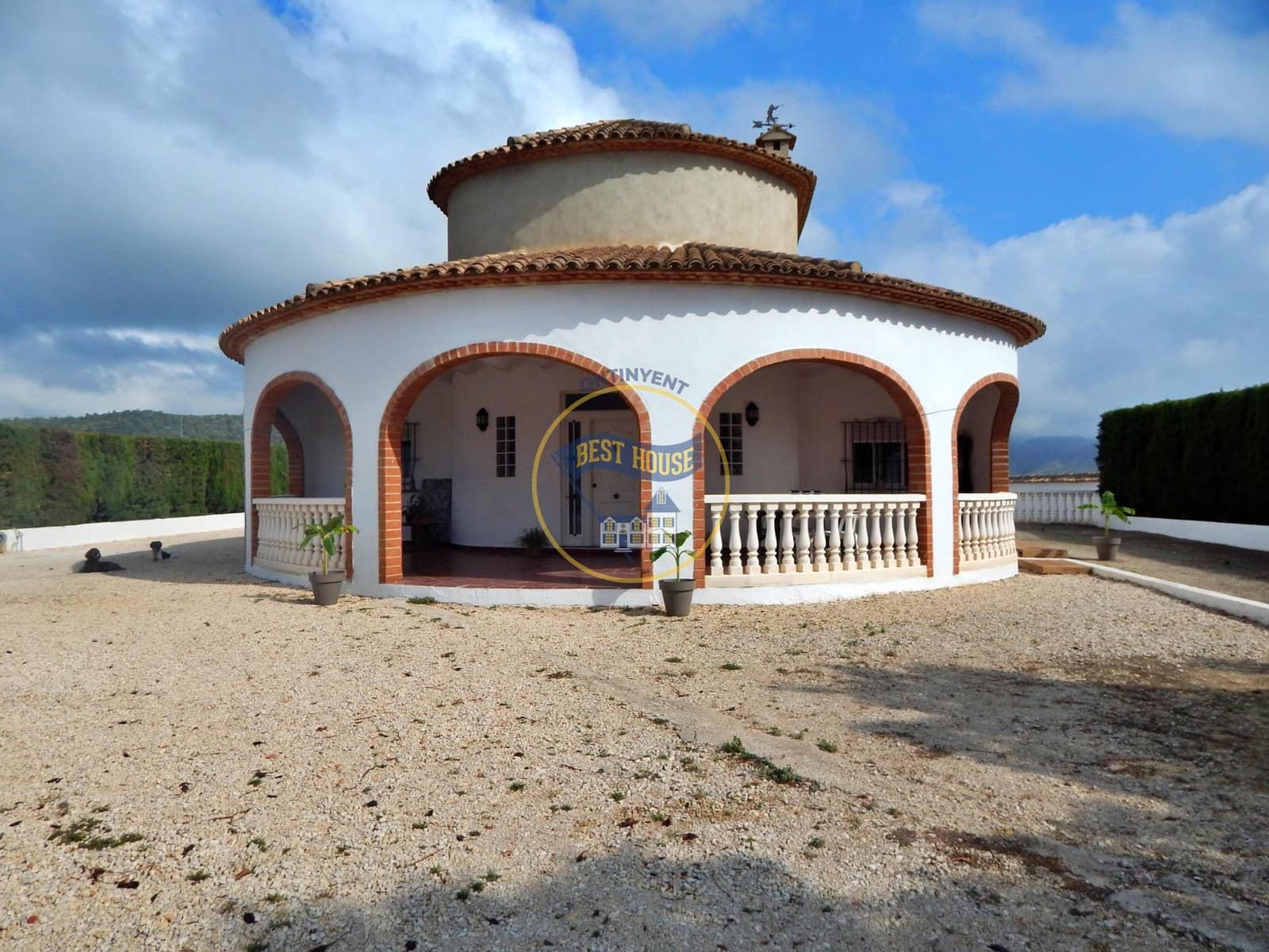 4 bedroom Villa for sale in Llutxent with pool - € 205,000 (Ref: 7790185)