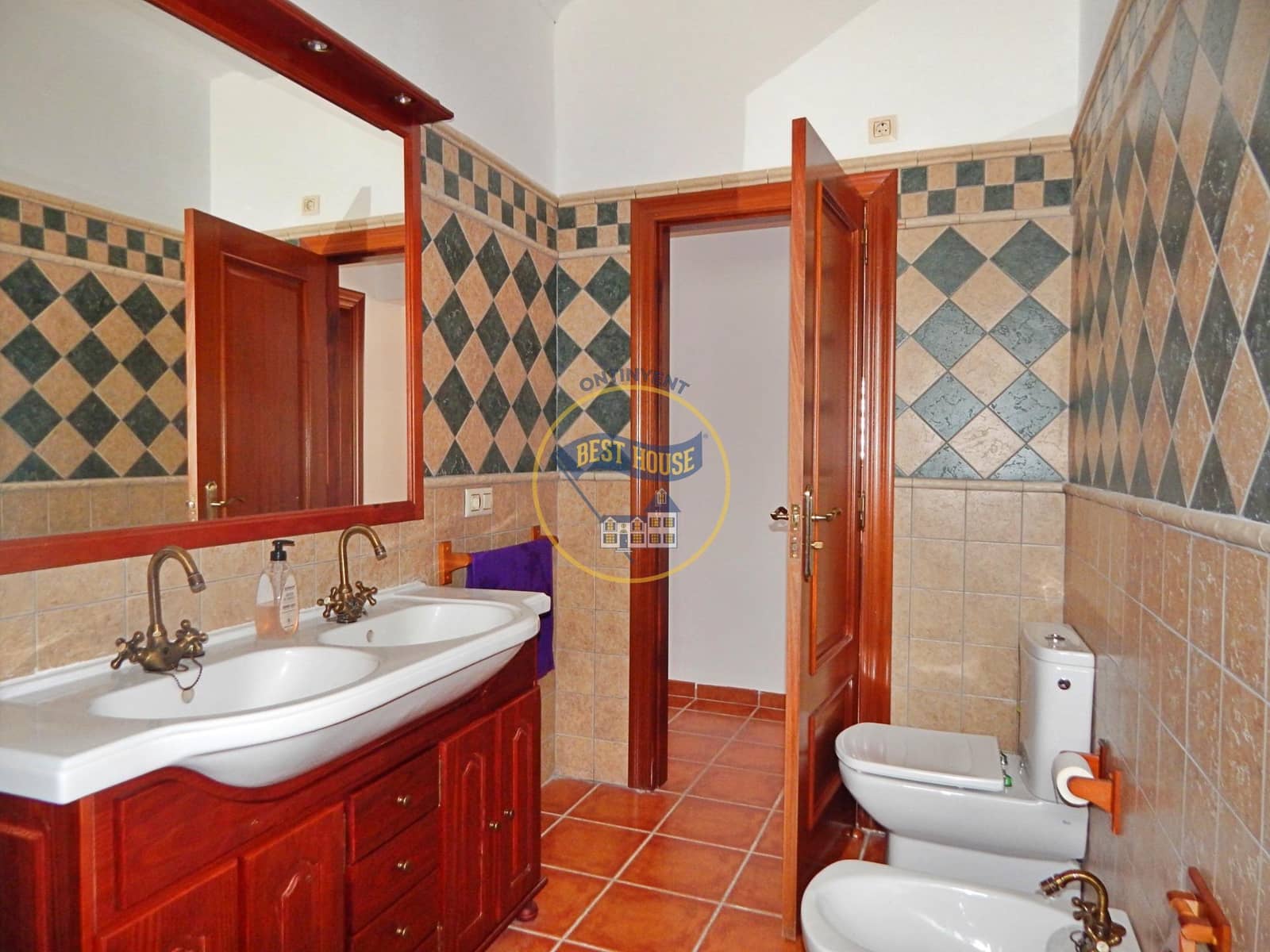 4 bedroom Villa for sale in Llutxent with pool - € 205,000 (Ref: 7790185)