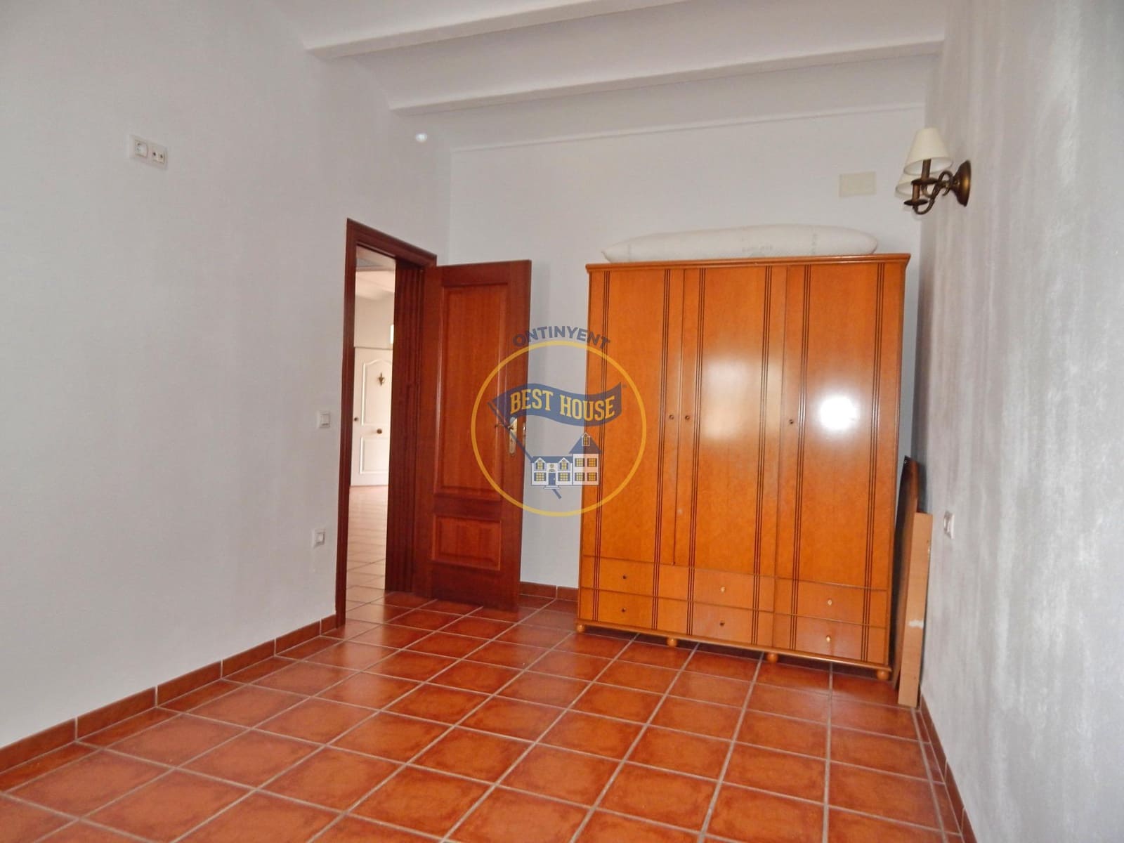 4 bedroom Villa for sale in Llutxent with pool - € 205,000 (Ref: 7790185)