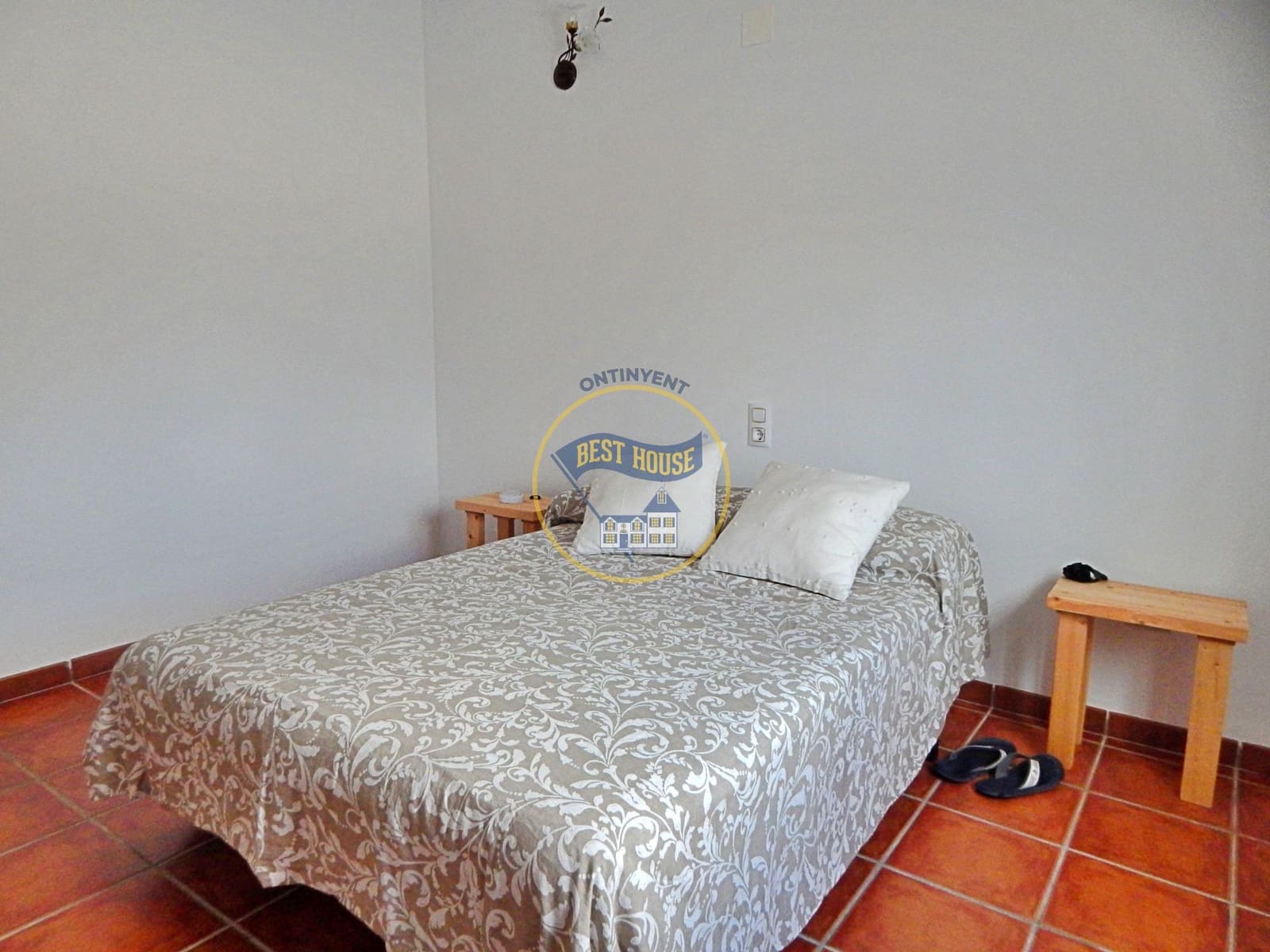 4 bedroom Villa for sale in Llutxent with pool - € 205,000 (Ref: 7790185)