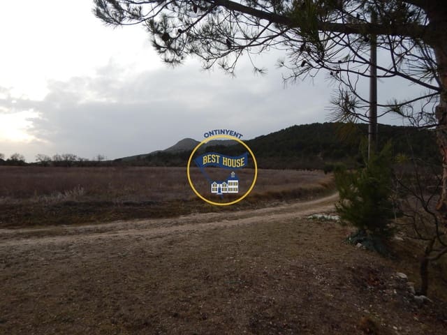 4 soveværelse Finca/Landehus til salg i Banyeres de Mariola med garage - € 65.000 (Ref: 8085108)