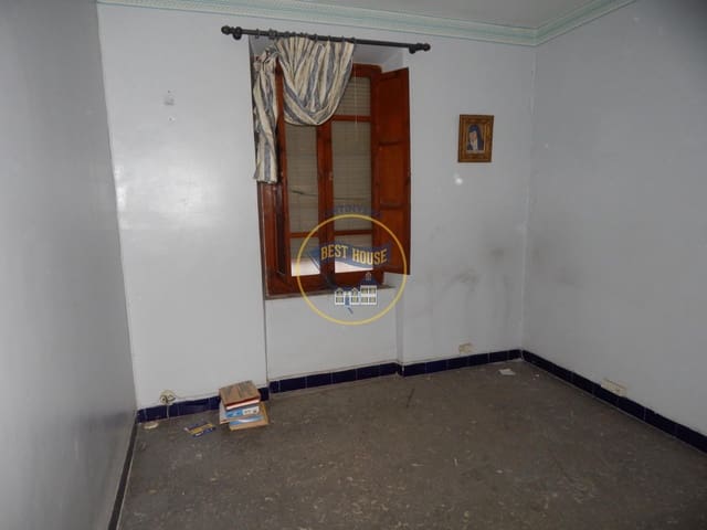 10 bedroom Apartment for sale in Cocentaina - € 95,000 (Ref: 8117805)