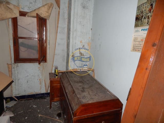 10 bedroom Apartment for sale in Cocentaina - € 95,000 (Ref: 8117805)