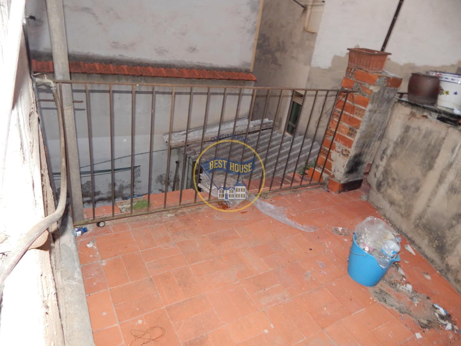 10 bedroom Apartment for sale in Cocentaina - € 95,000 (Ref: 8117805)