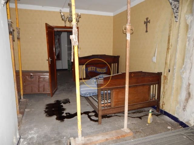 10 bedroom Apartment for sale in Cocentaina - € 95,000 (Ref: 8117805)