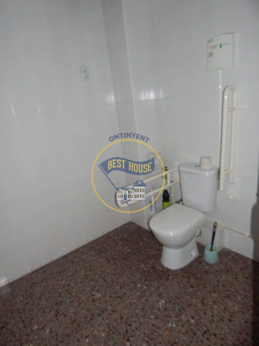 Commercieel te koop in Ontinyent - € 250.000 (Ref: 8117828)