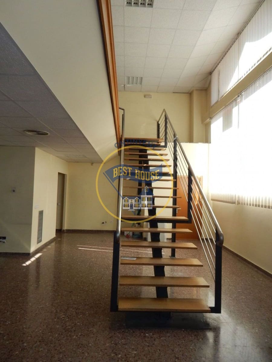 Commercieel te koop in Ontinyent - € 250.000 (Ref: 8117828)