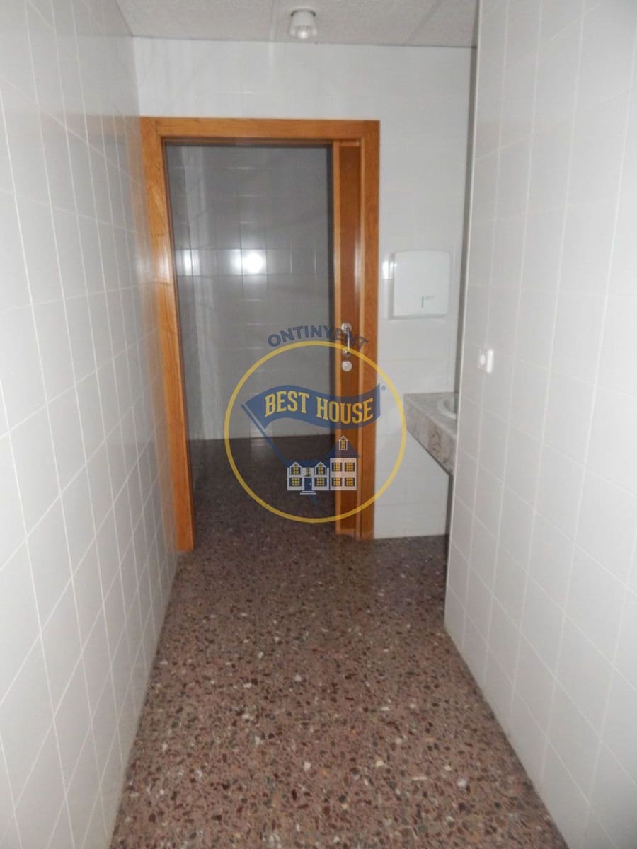 Commercieel te koop in Ontinyent - € 250.000 (Ref: 8117828)