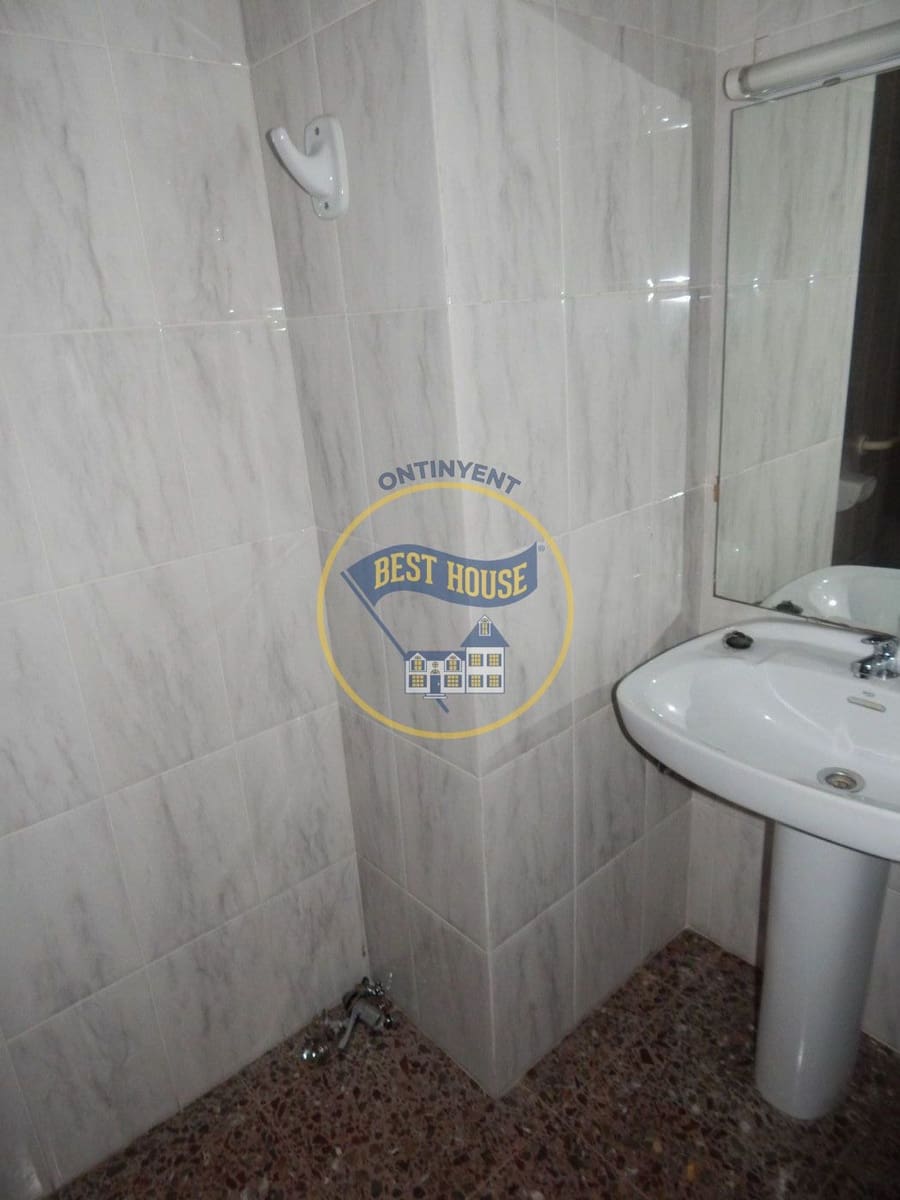 Commercieel te koop in Ontinyent - € 250.000 (Ref: 8117828)