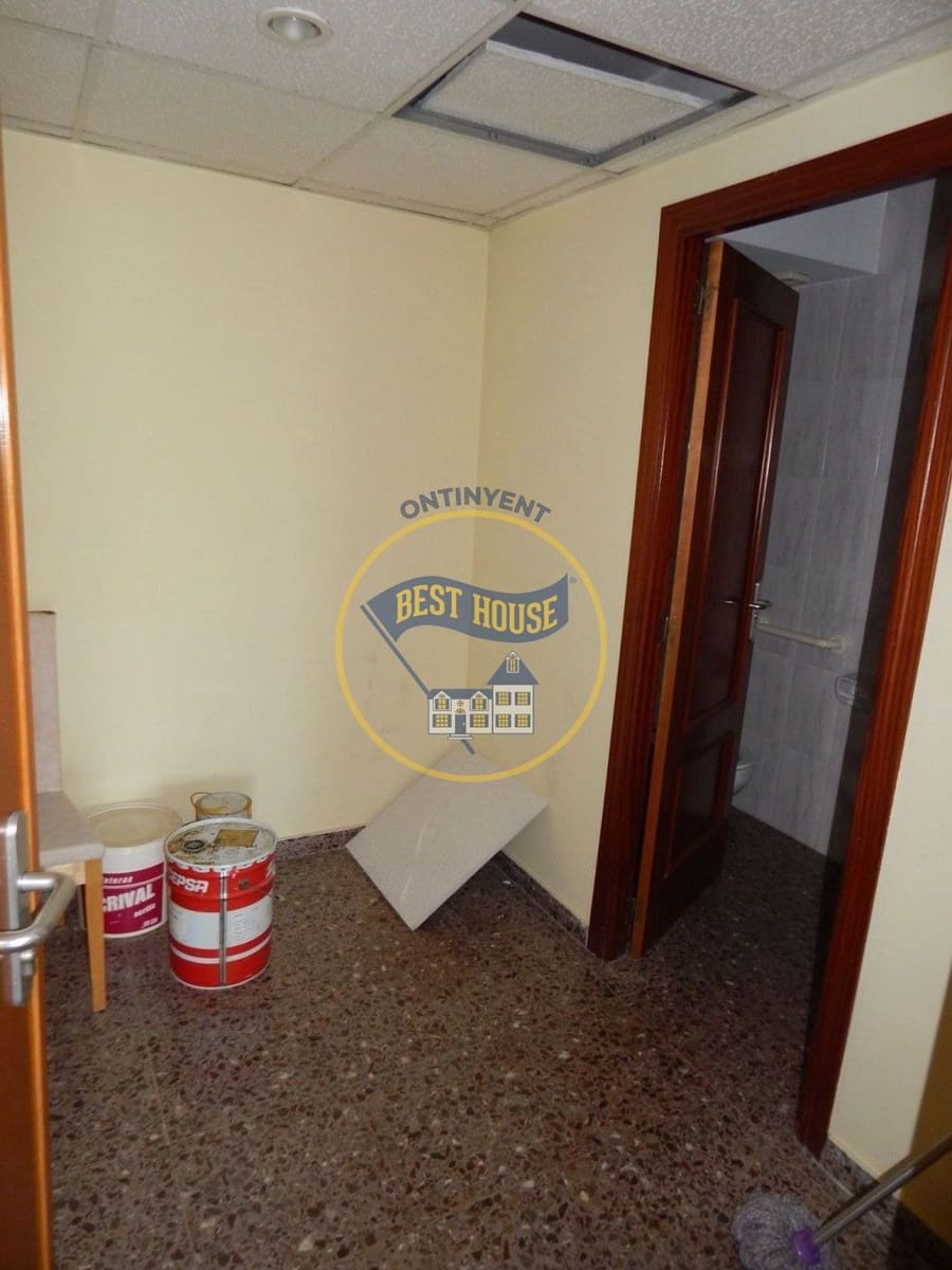 Commercieel te koop in Ontinyent - € 250.000 (Ref: 8117828)