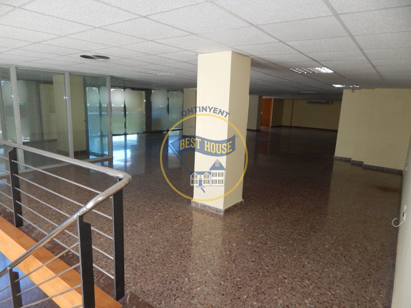 Commercieel te koop in Ontinyent - € 250.000 (Ref: 8117828)