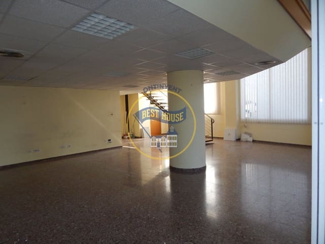 Commercieel te koop in Ontinyent - € 250.000 (Ref: 8117828)