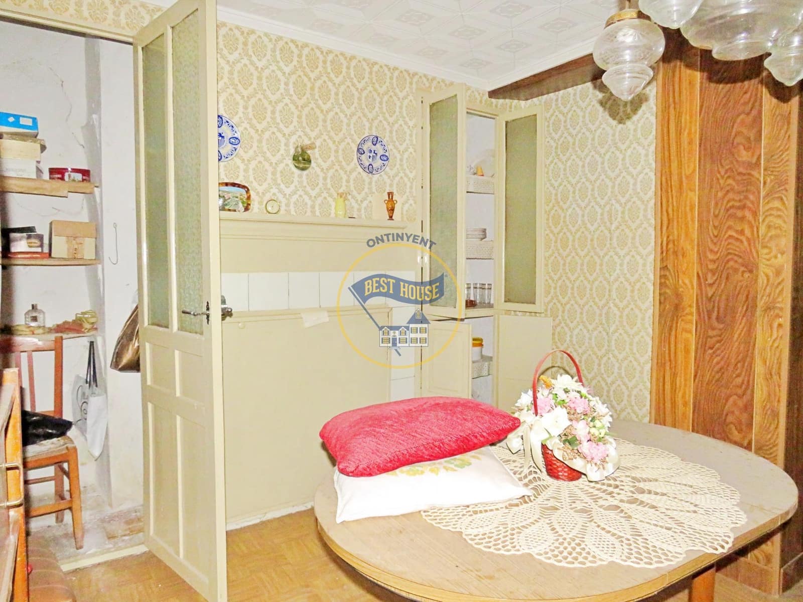 8 soveværelse Byhus til salg i Banyeres de Mariola - € 49.000 (Ref: 8117838)