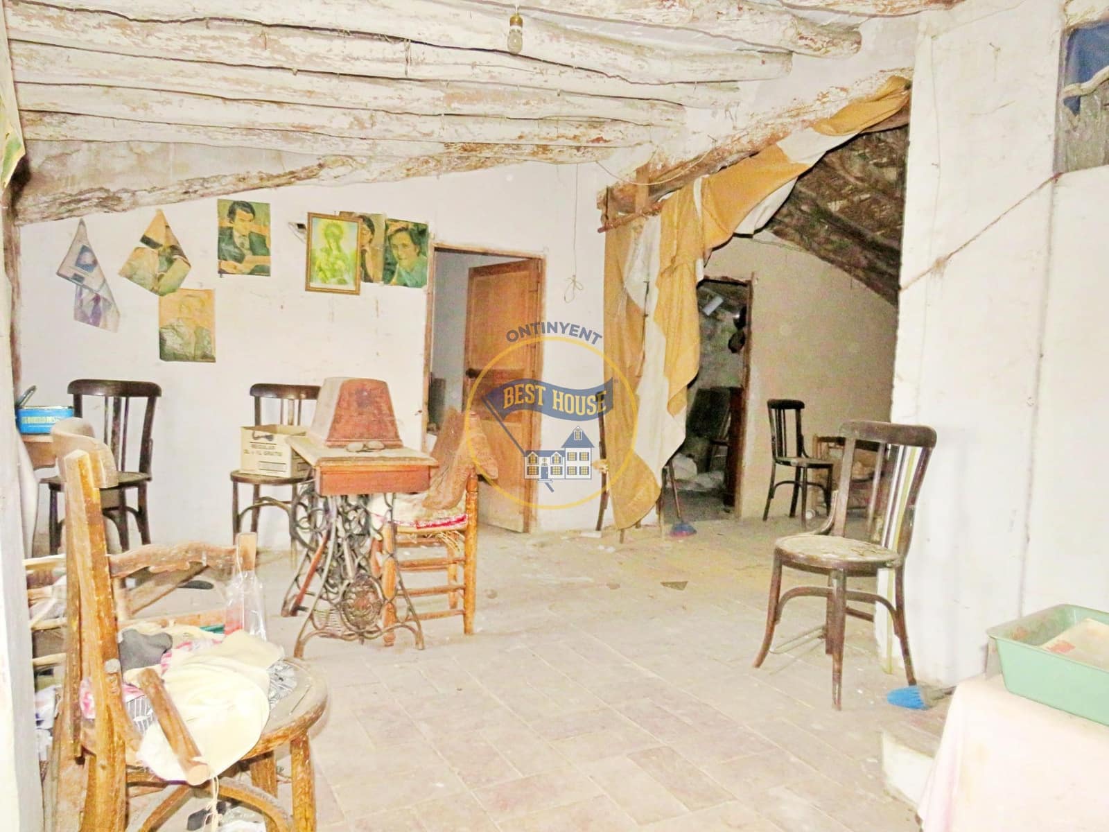 8 soveværelse Byhus til salg i Banyeres de Mariola - € 49.000 (Ref: 8117838)