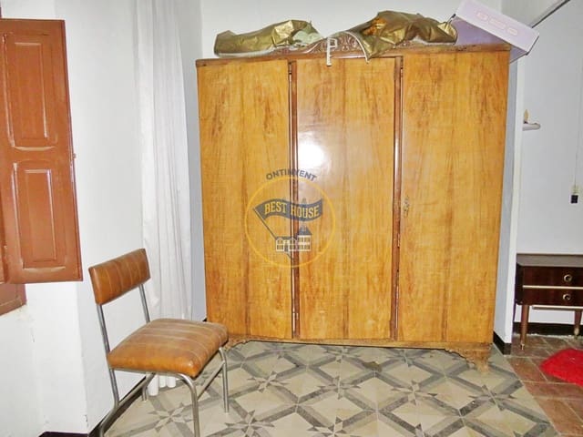 8 soveværelse Byhus til salg i Banyeres de Mariola - € 49.000 (Ref: 8117838)