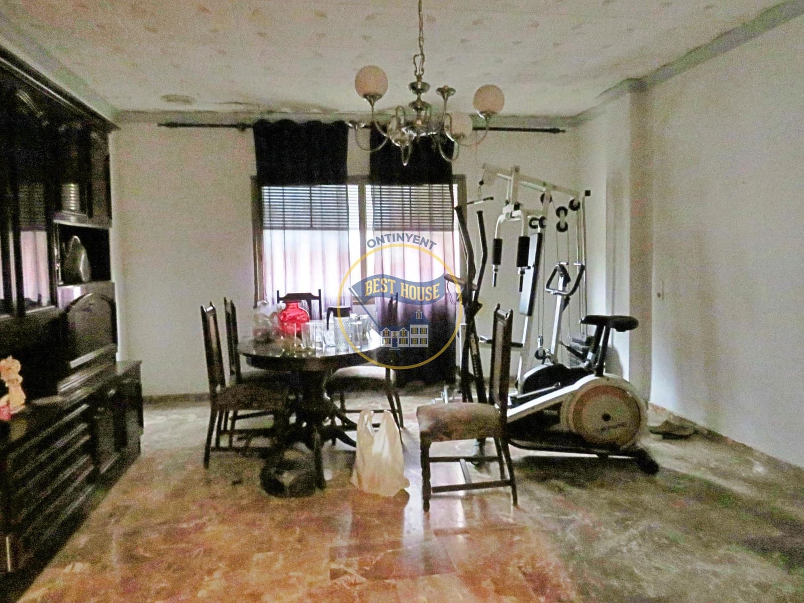 3 slaapkamer Flat te koop in L'Olleria - € 75.000 (Ref: 8117842)