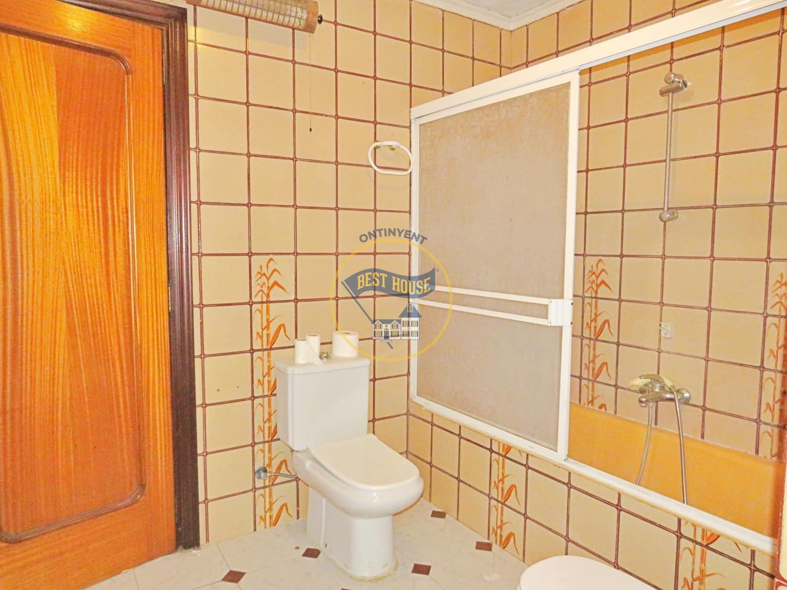 3 slaapkamer Flat te koop in L'Olleria - € 75.000 (Ref: 8117842)