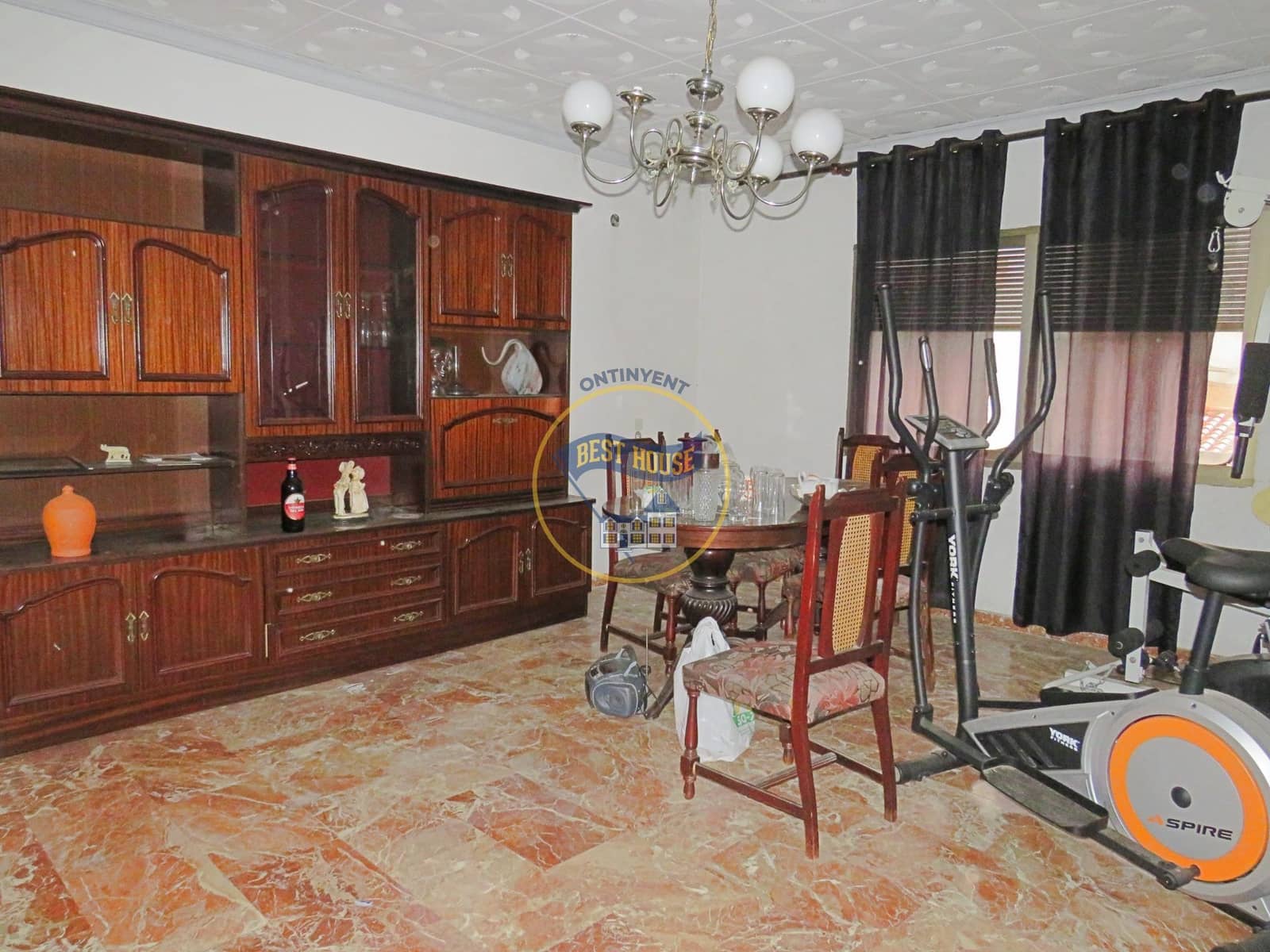 3 slaapkamer Flat te koop in L'Olleria - € 75.000 (Ref: 8117842)