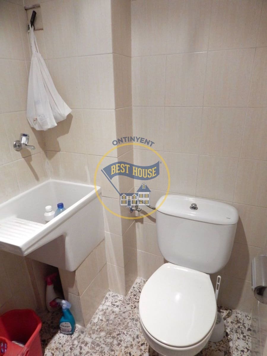 Commercial for sale in Ontinyent - € 80,000 (Ref: 8117859)