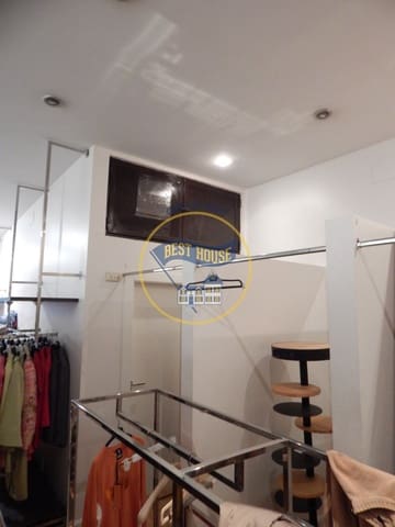 Commercial for sale in Ontinyent - € 80,000 (Ref: 8117859)