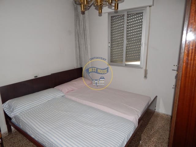 6 soveværelse Byhus til salg i Albaida med garage - € 99.000 (Ref: 8117883)