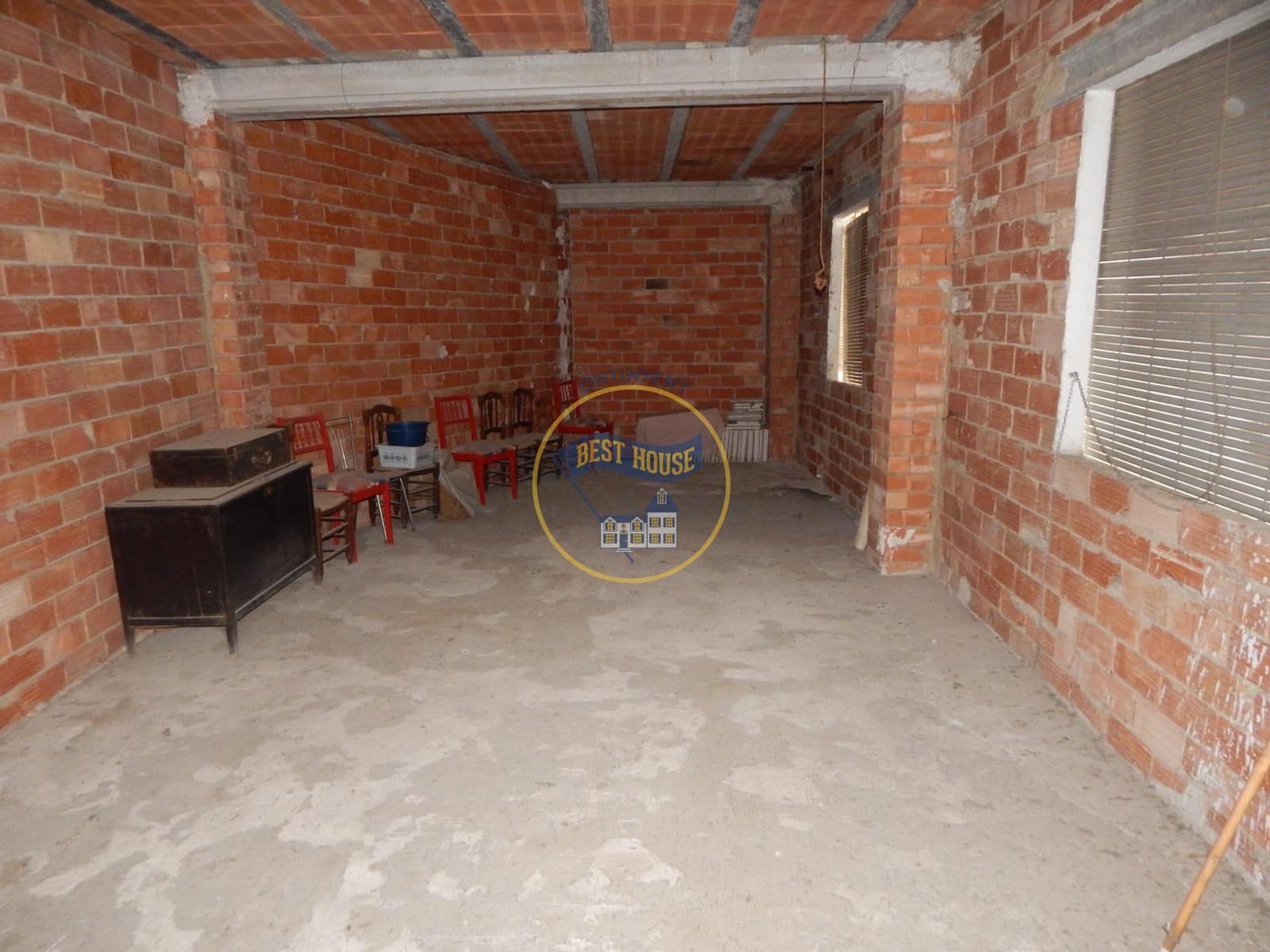 6 soverom Hus til salgs i Albaida med garasje - € 99 000 (Ref: 8117883)