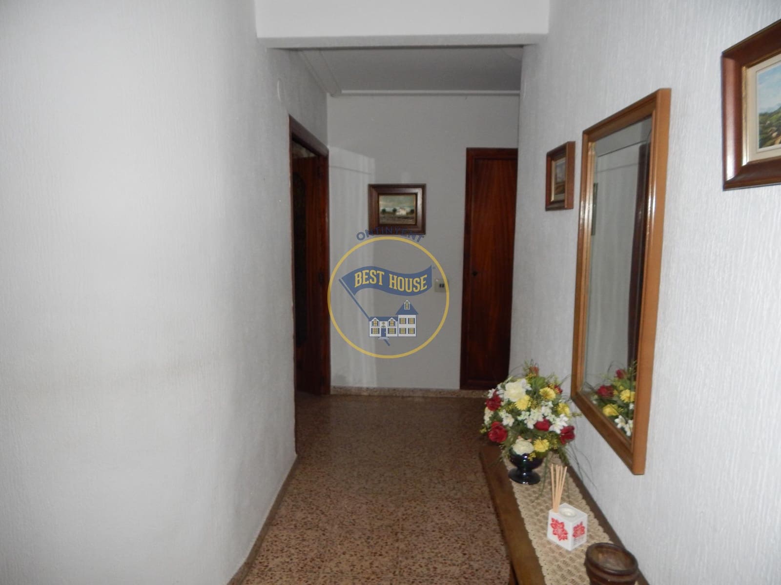 6 soverom Hus til salgs i Albaida med garasje - € 99 000 (Ref: 8117883)