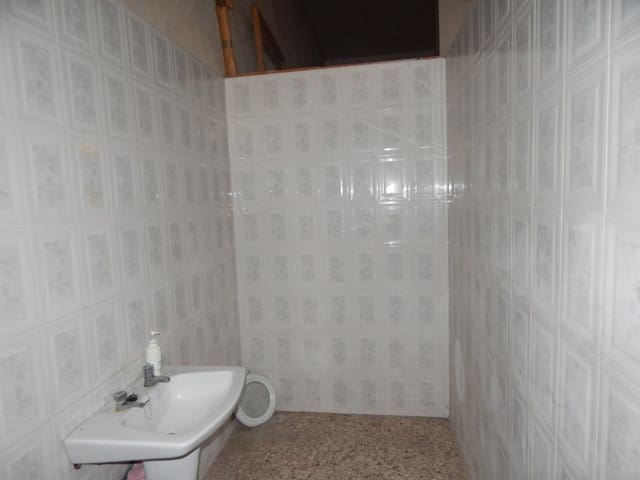 Commercial for sale in Bocairent - € 89,000 (Ref: 8117889)