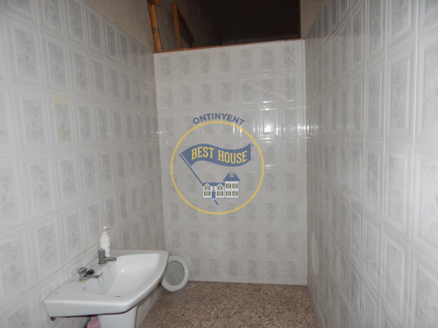 Comercial para venda em Bocairent - 65 000 € (Ref: 8117889)