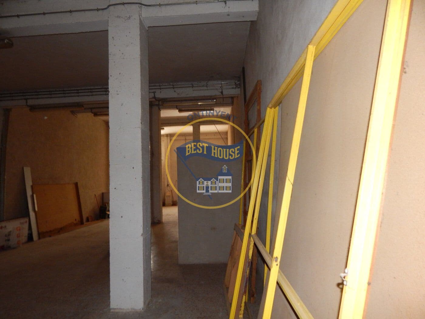 Comercial para venda em Bocairent - 65 000 € (Ref: 8117889)