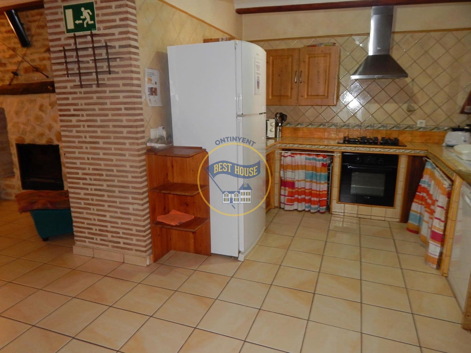 5 soveværelse Byhus til salg i Palomar med swimmingpool - € 249.000 (Ref: 8117906)