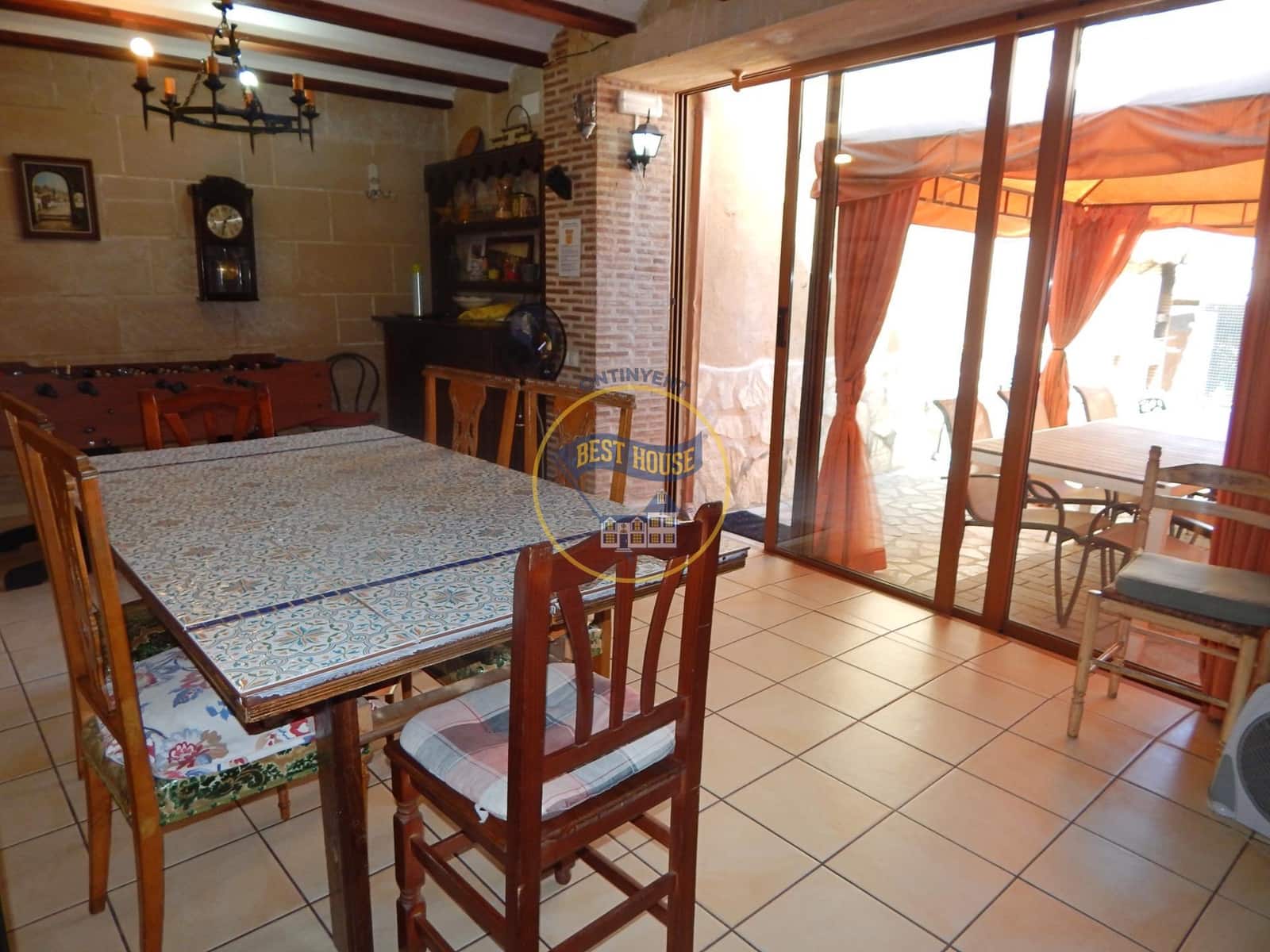 5 soveværelse Byhus til salg i Palomar med swimmingpool - € 249.000 (Ref: 8117906)