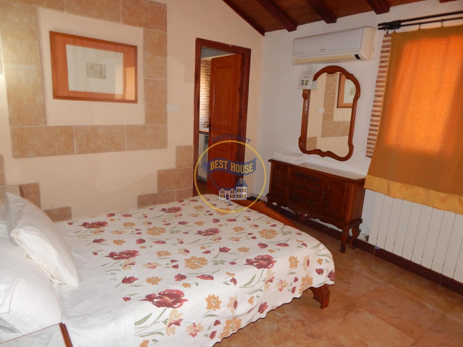 5 soveværelse Byhus til salg i Palomar med swimmingpool - € 249.000 (Ref: 8117906)