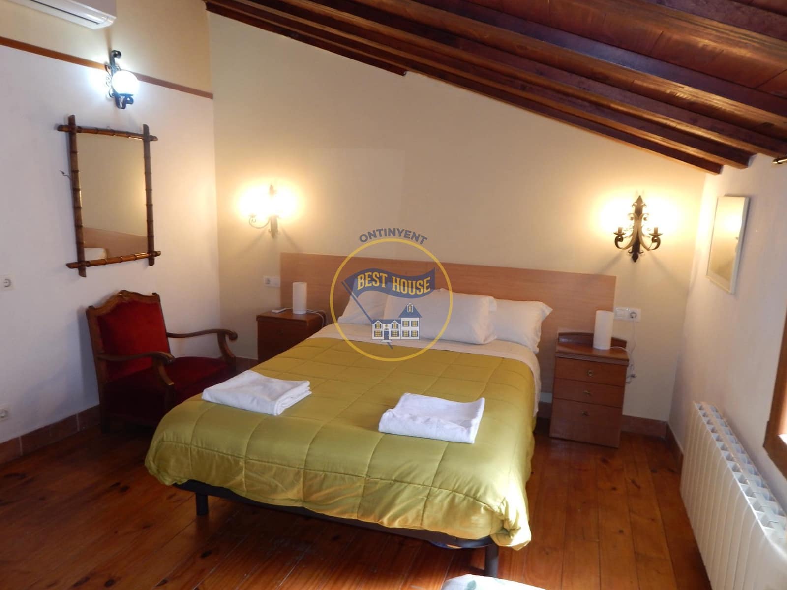 5 soveværelse Byhus til salg i Palomar med swimmingpool - € 249.000 (Ref: 8117906)