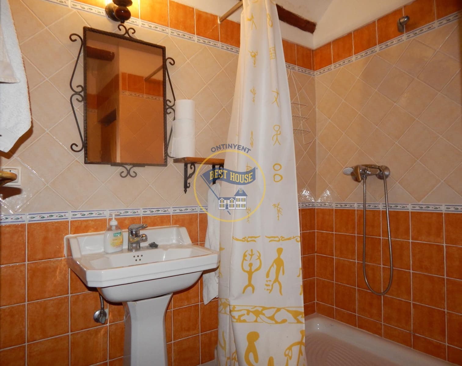 9 soverom Hus til salgs i Palomar med svømmebasseng - € 270 000 (Ref: 8117909)