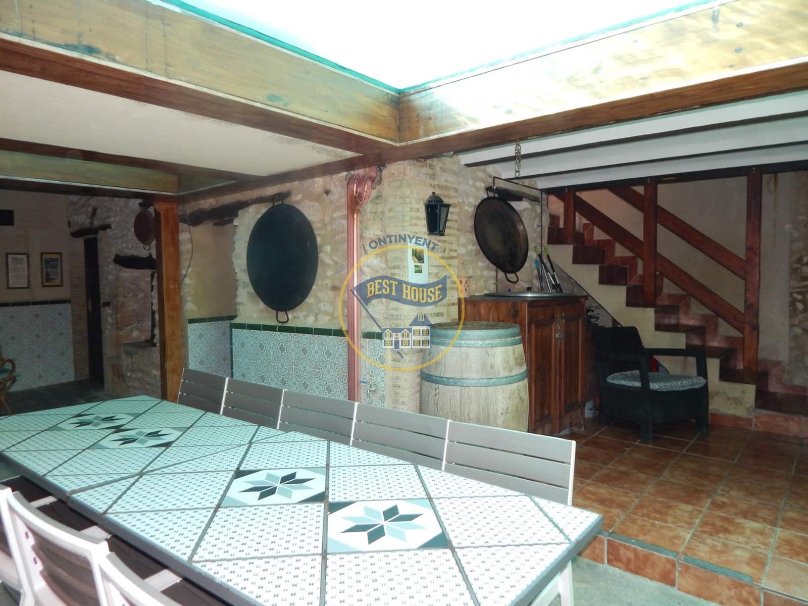 9 soverom Hus til salgs i Palomar med svømmebasseng - € 270 000 (Ref: 8117909)