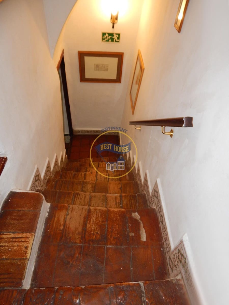 9 soverom Hus til salgs i Palomar med svømmebasseng - € 270 000 (Ref: 8117909)