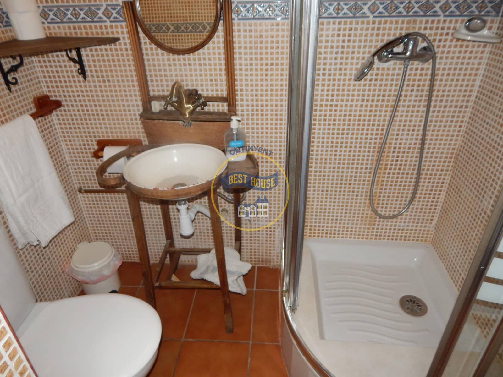 9 soverom Hus til salgs i Palomar med svømmebasseng - € 270 000 (Ref: 8117909)