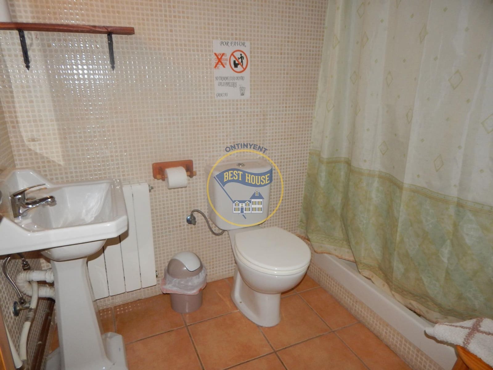 9 soverom Hus til salgs i Palomar med svømmebasseng - € 270 000 (Ref: 8117909)