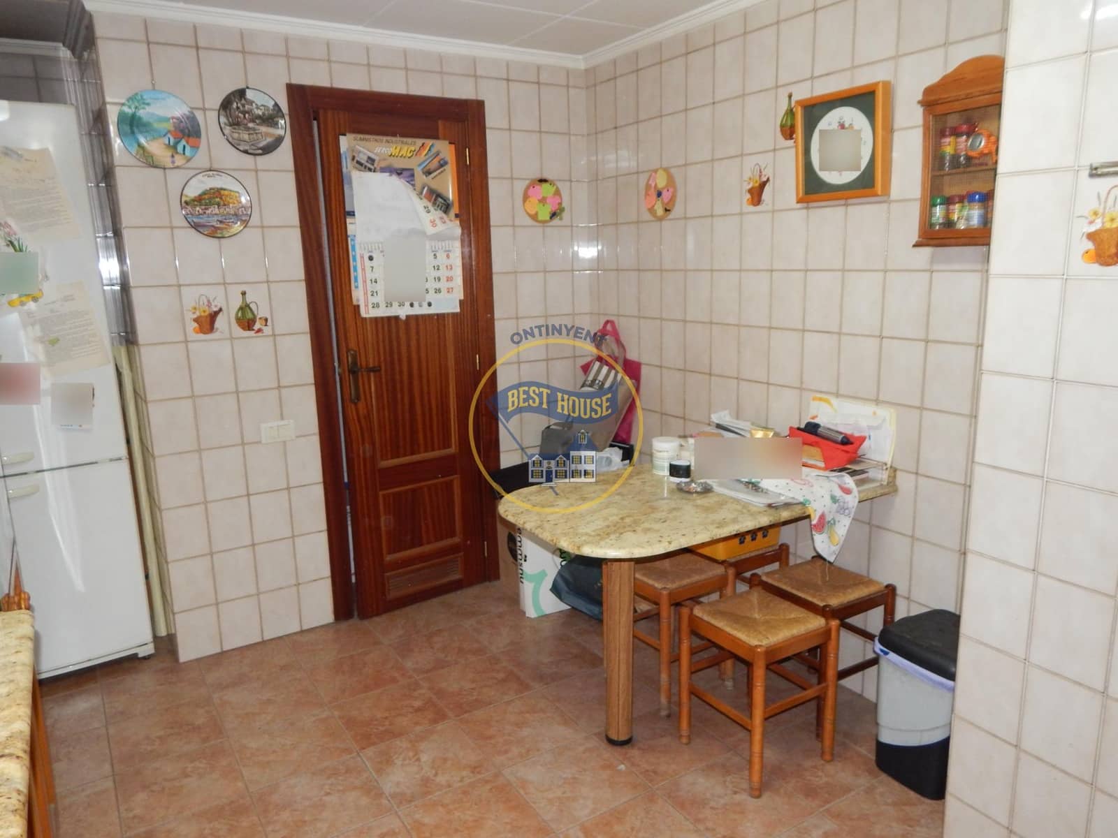 4 soveværelse Lejlighed til salg i Ontinyent med garage - € 170.000 (Ref: 8117911)