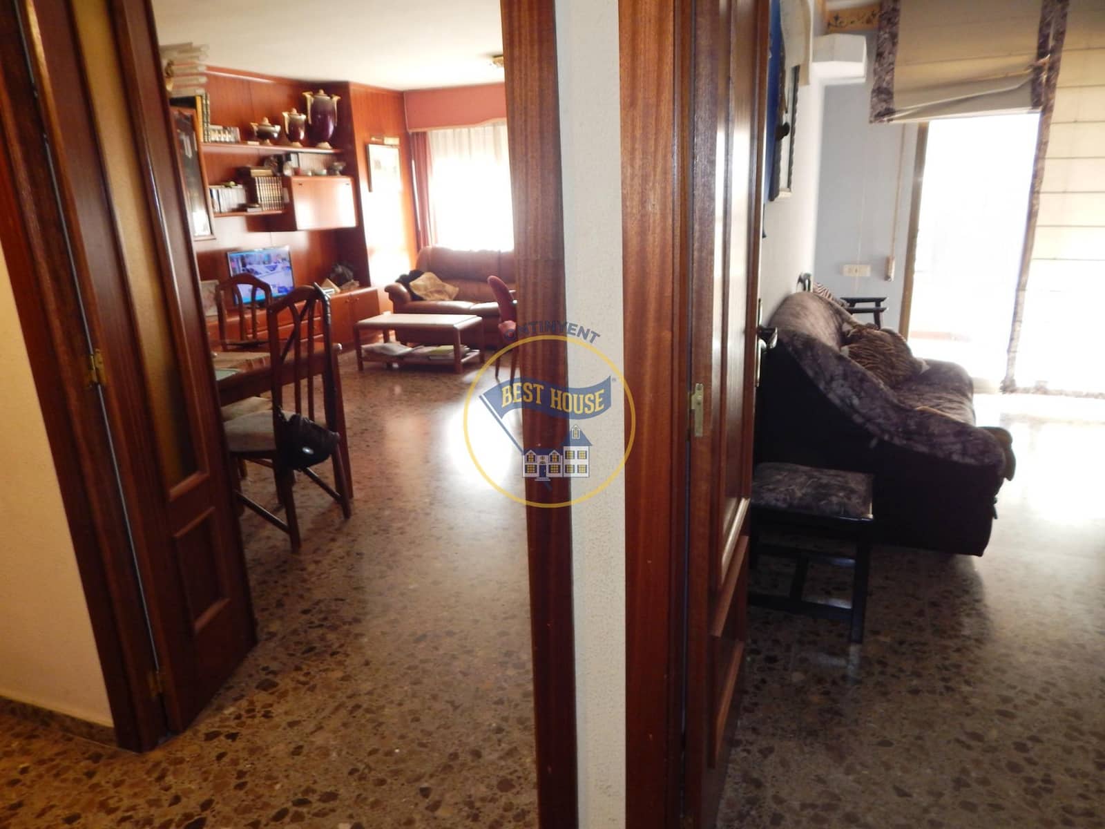 4 soveværelse Lejlighed til salg i Ontinyent med garage - € 170.000 (Ref: 8117911)