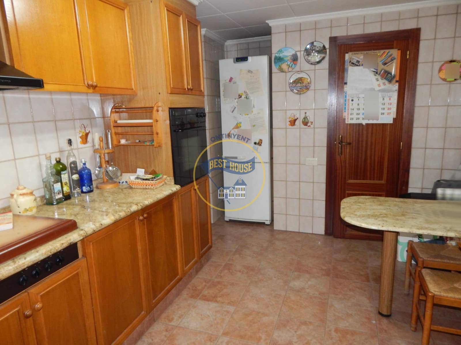 4 soveværelse Lejlighed til salg i Ontinyent med garage - € 170.000 (Ref: 8117911)